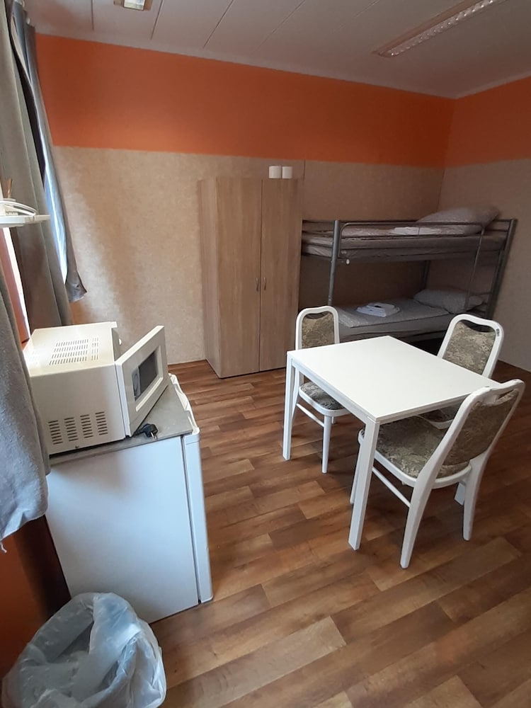 2-Rent Group Hostel Zimmer&Apartments GKP2