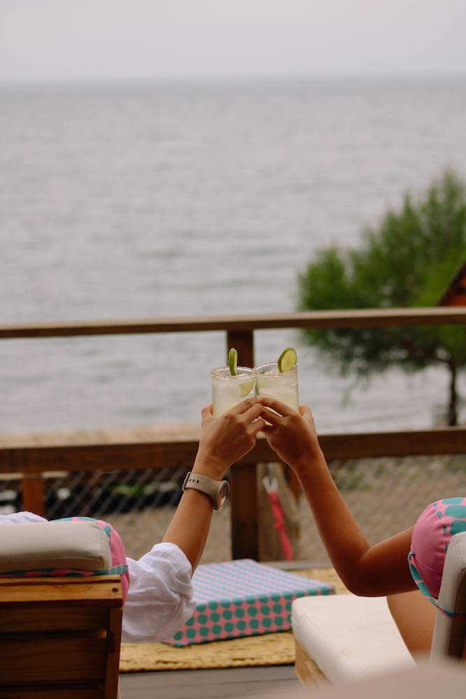 Ati Hostel & Beach Club