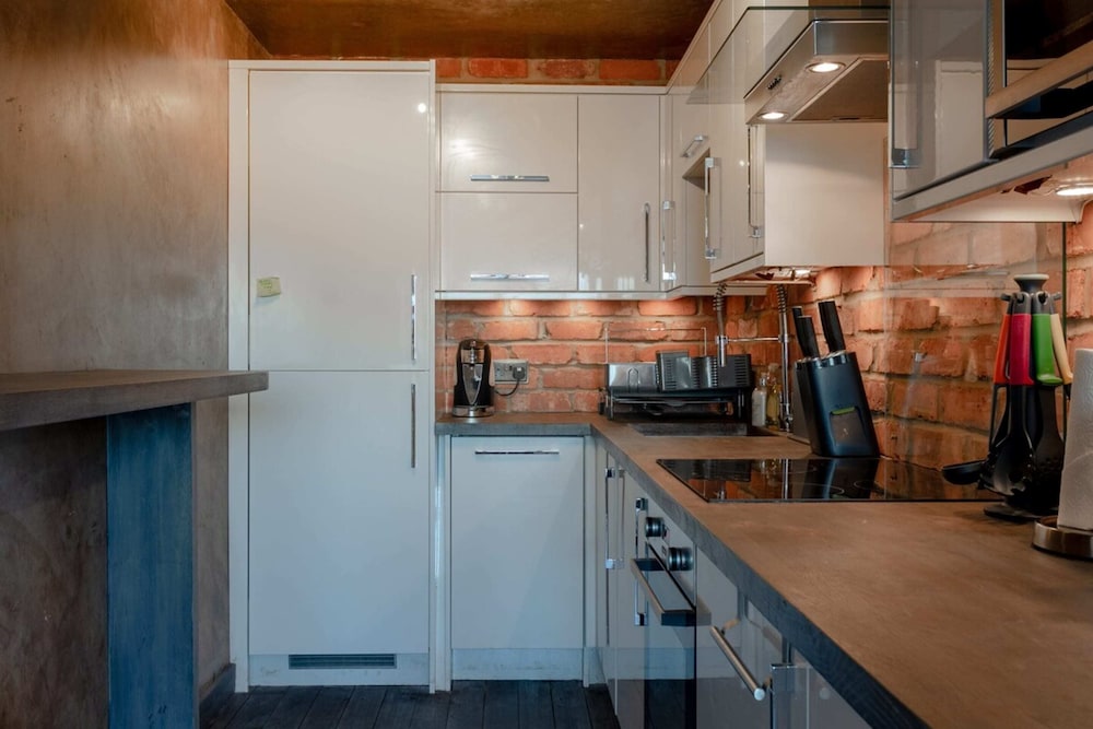 Remarkable 1 Bedroom Flat near Regent's Park