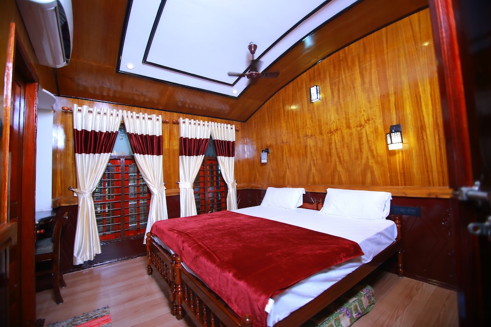 My Trip Houseboat