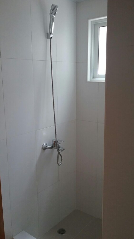 J&R Apartamento Serena Village