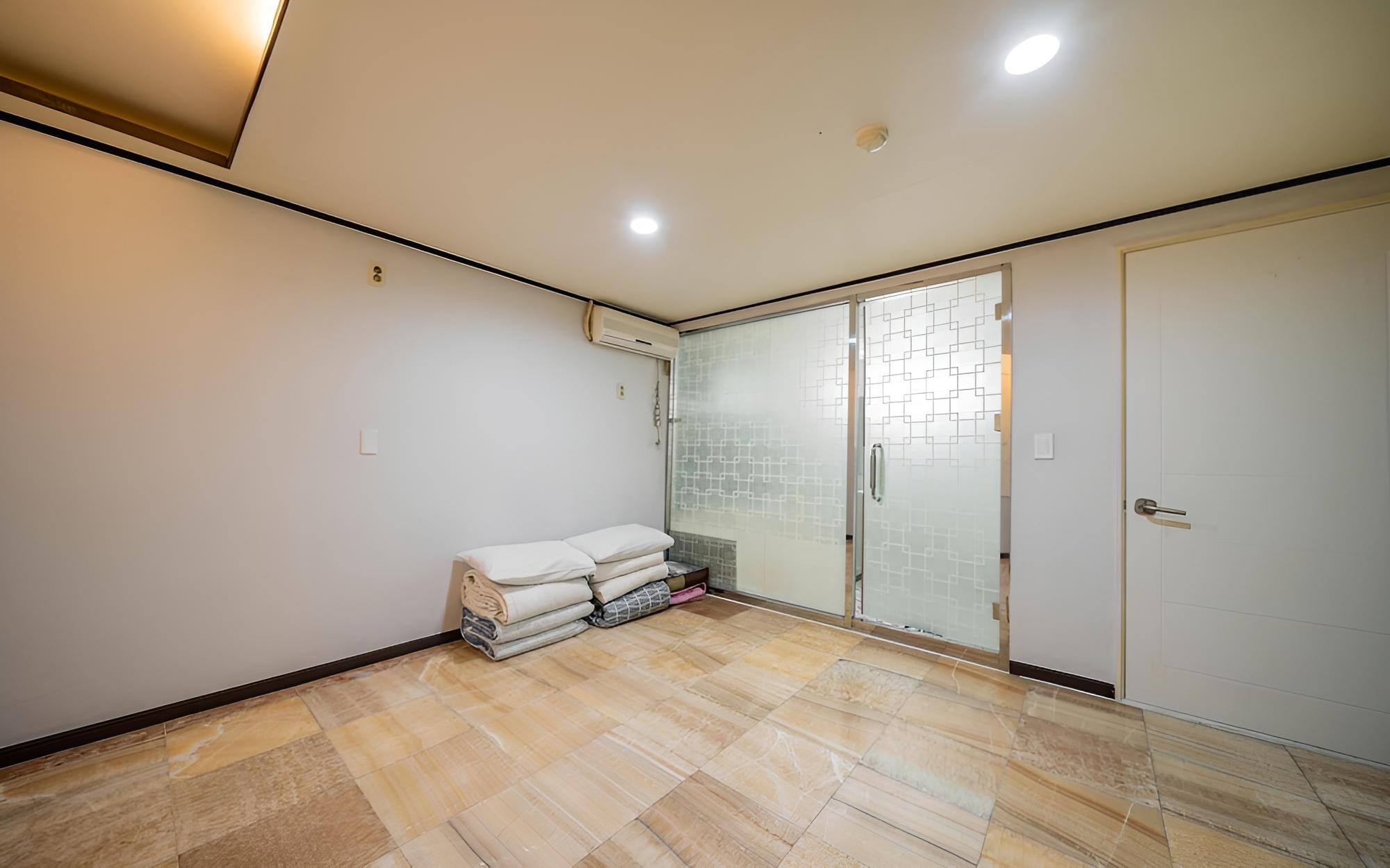 Daegu Dongdaegu Love Way view 5