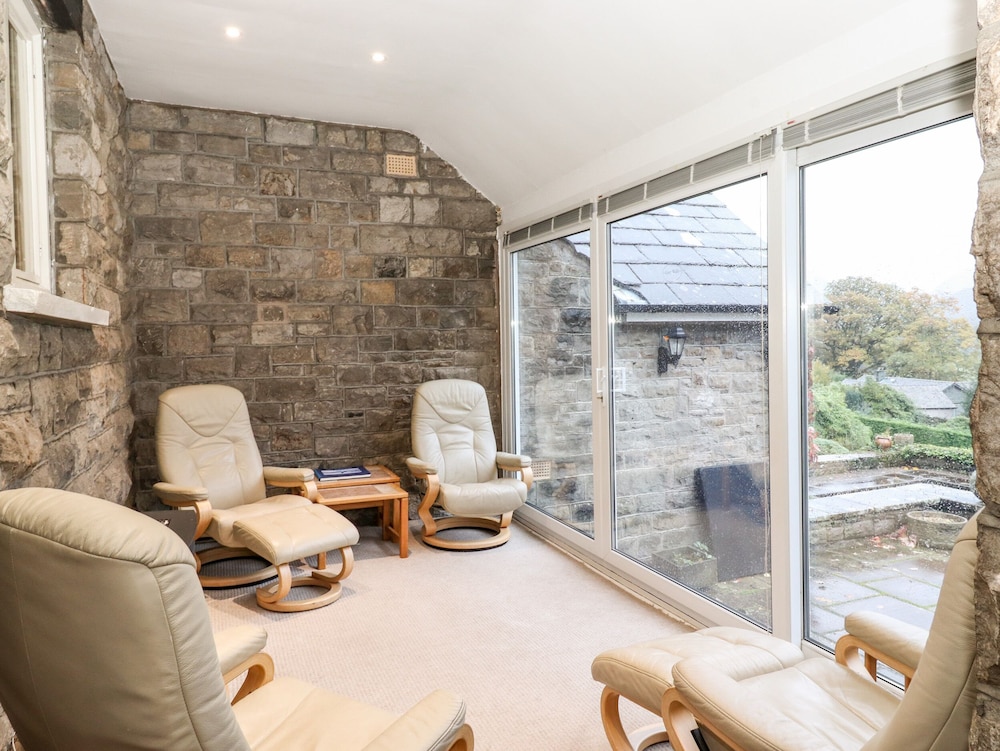 Grey Walls