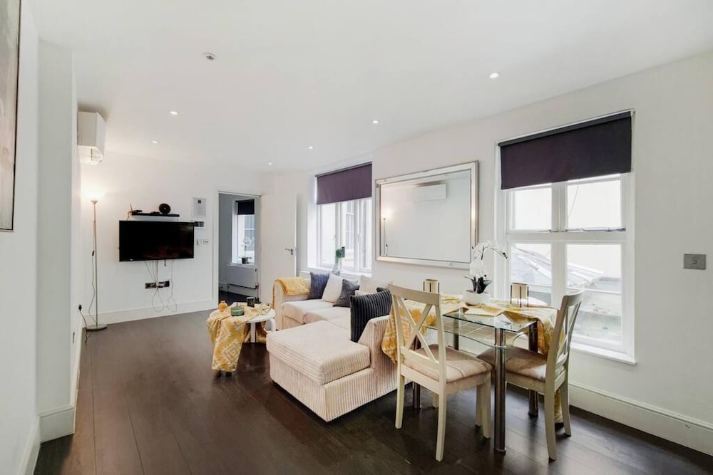Modern Split-level One Bedroom Apartment With AC view 2