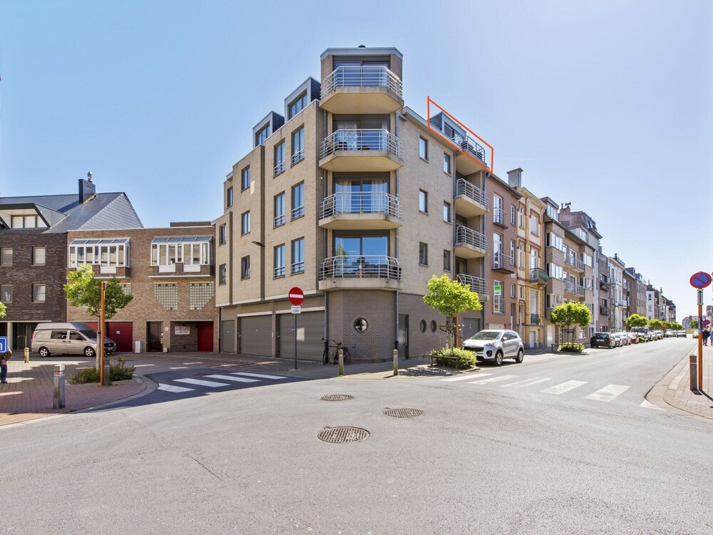 Nice Duplex Located in the Market Square