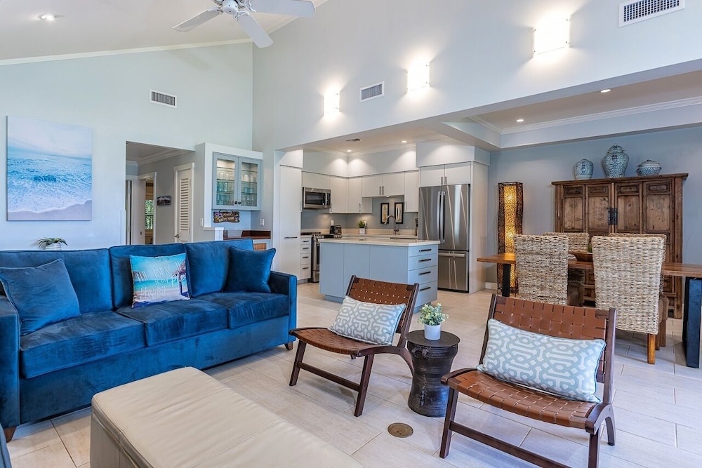 Maalaea Surf B1 2 Bedroom Condo