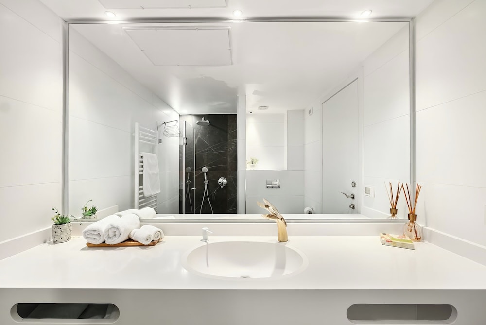 Akhziv Seaside Retreat by Sea N' Rent