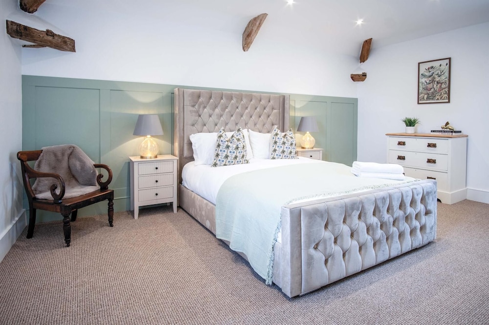 The Granary - 3 Bed Barn Conversion - Llawhaden