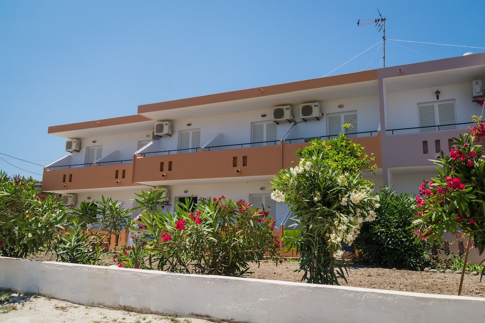 Studios Kefalos