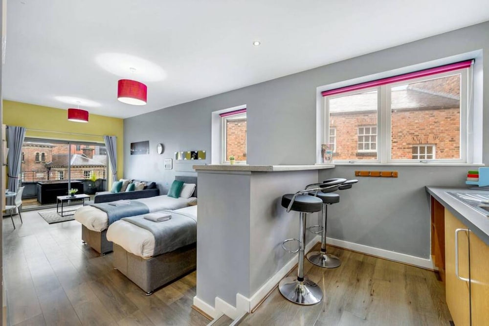 Host Stay Campbell Sq Roof Terrace Apt