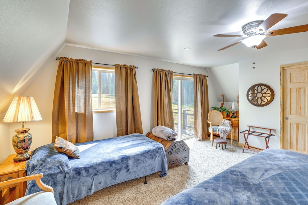Remote Elk City Escape w/ Decks & Mtn Views!