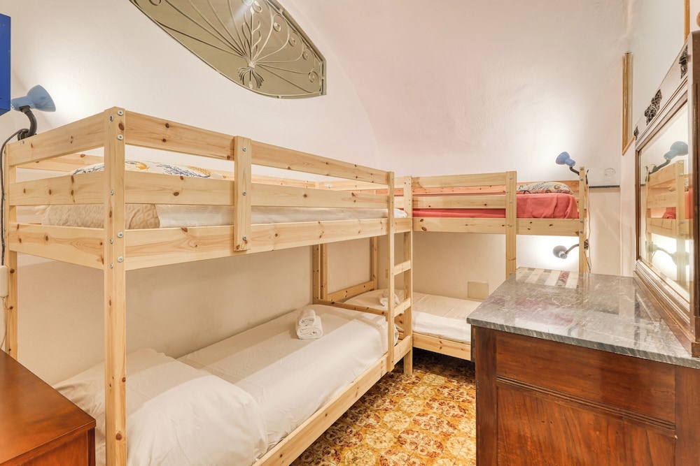 Casa Oneglia vicino stazione Imperia
