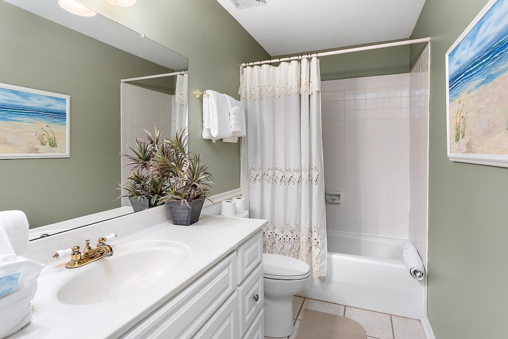 11908 Old Demere Rd by Hodnett Cooper - Property Image 16