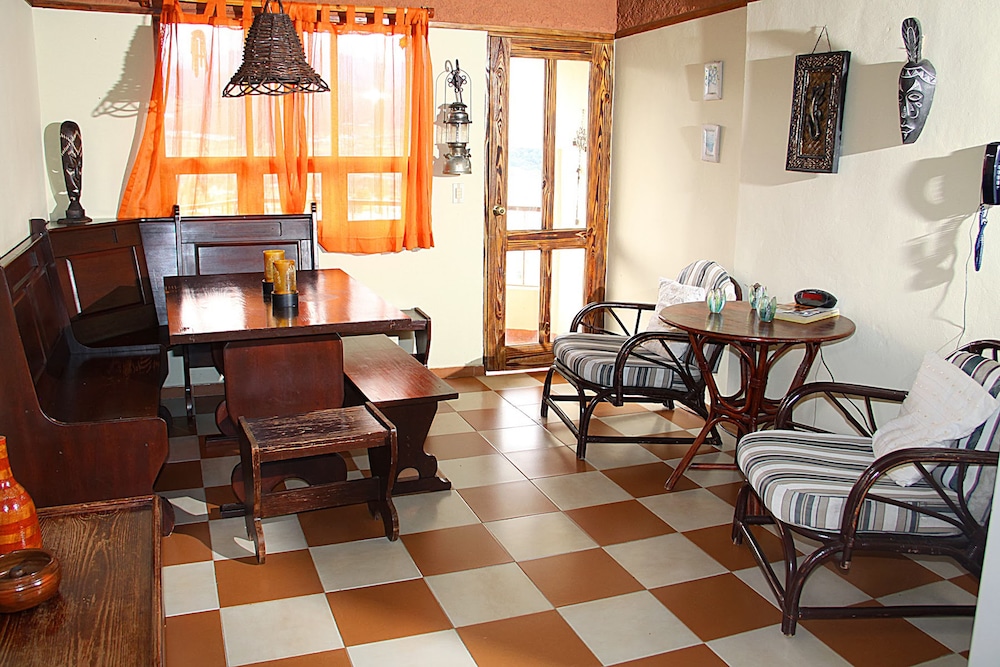 Altocerro Villas Hotel & Camping