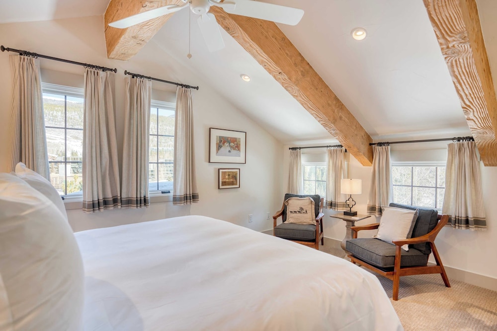 Luxury Mountain Estate w/ Indoor Pool, Gym & Hot Tub Near Keystone | Sleeps 19
