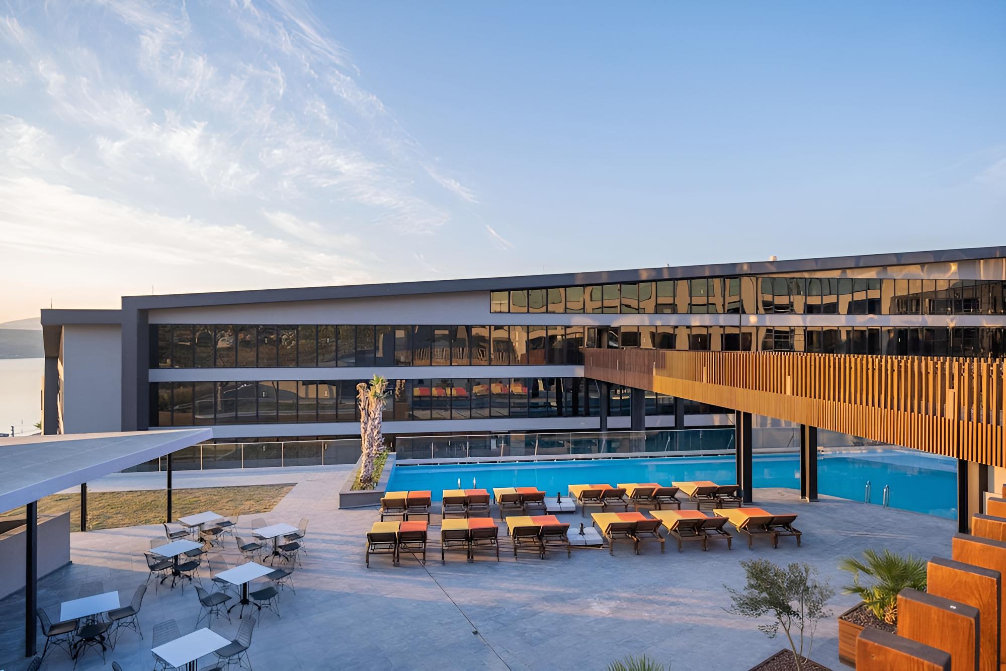 The S, Ascend Hotel Collection