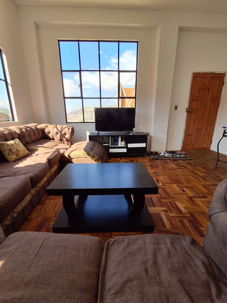backpackers la paz
