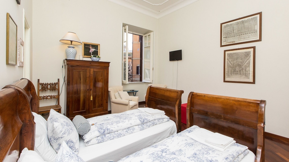 Rental In Rome Parioli Apartment