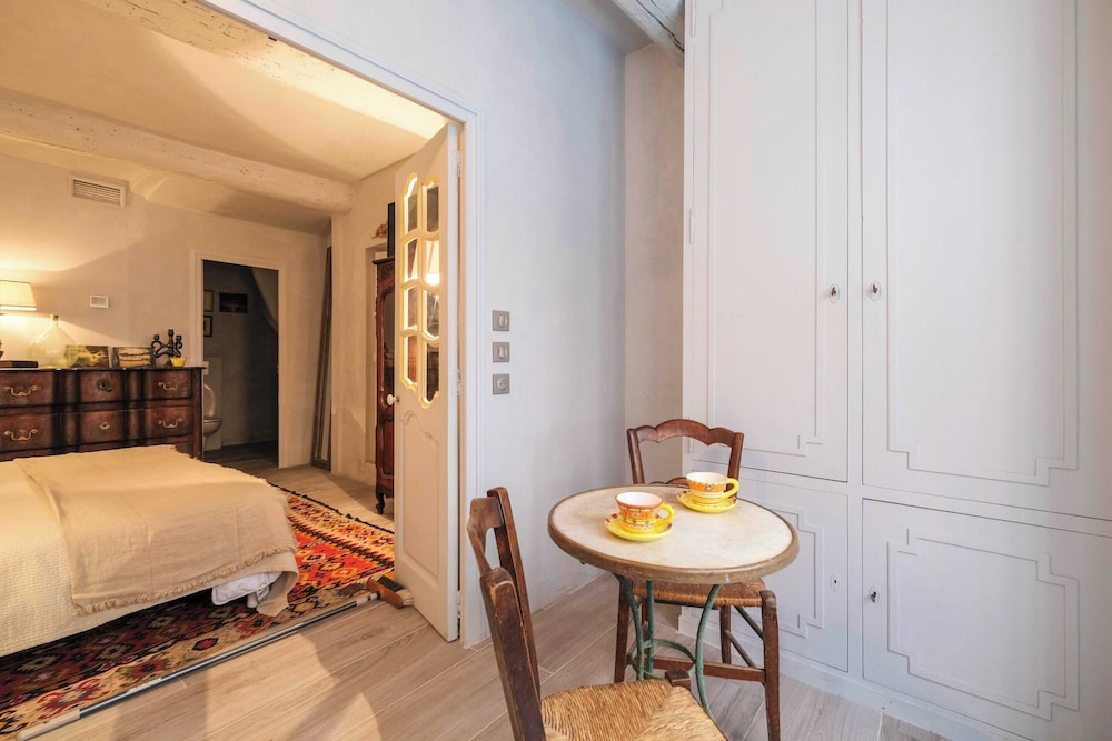 Charming Studio-1br-2p- In the Heart of Cannes