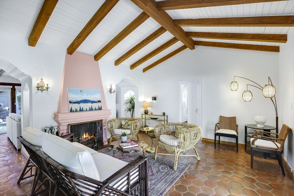 Casa Rosa