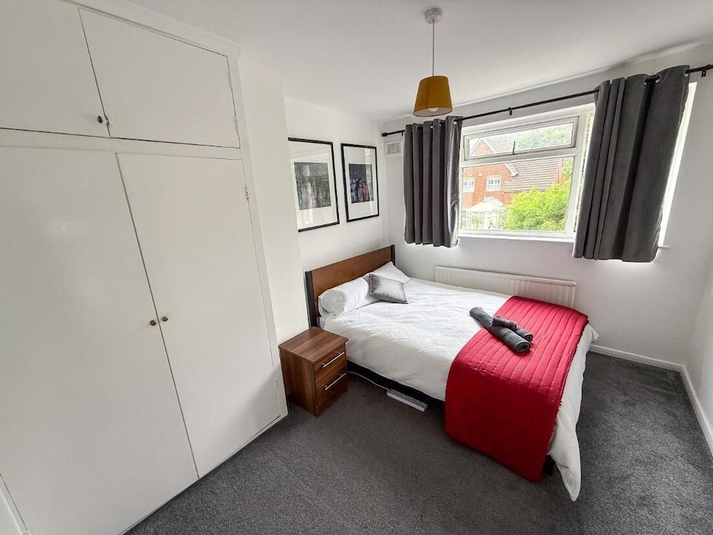 Bassetts House - Mins to Central London