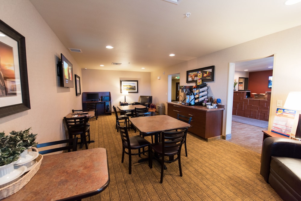 Yakima Vacations - My Place Hotel - Yakima - Property Image 4