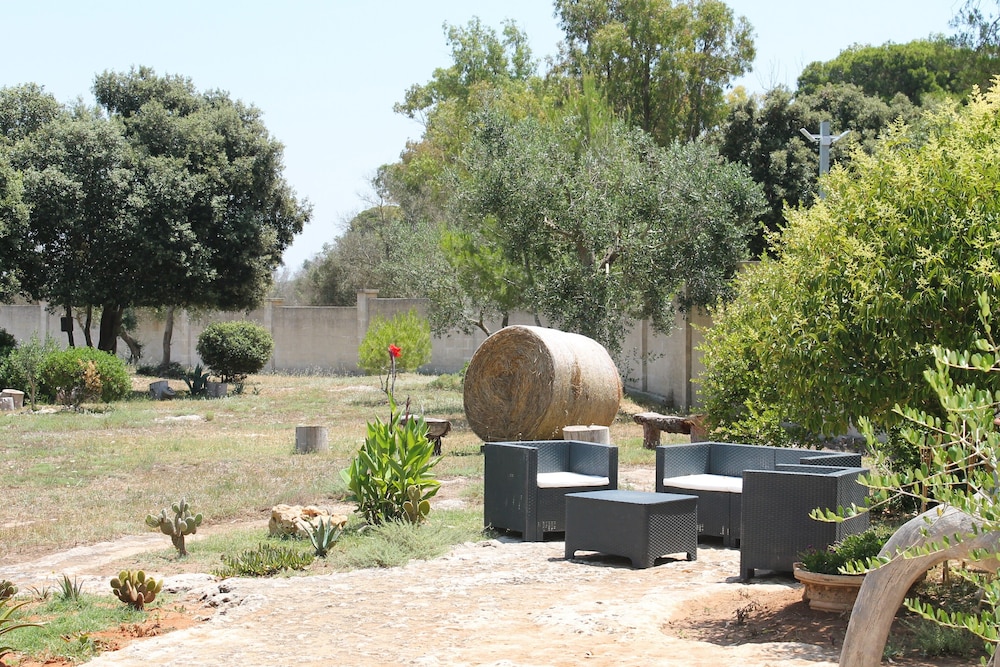 Tenuta Petra Chiara -Apulian Country B&B