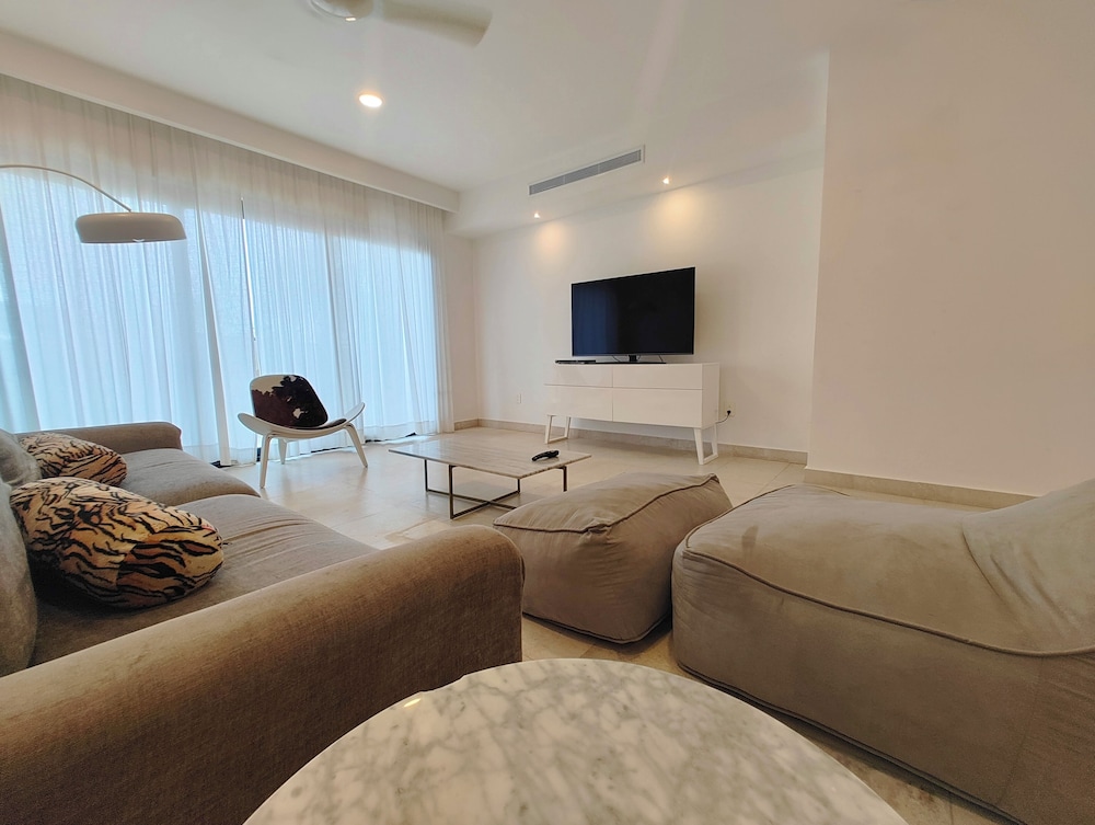 Aldea Thai by AR Vacations