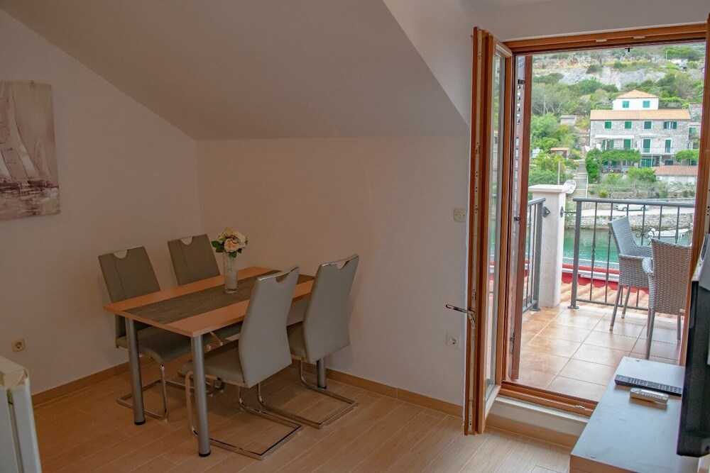 Daira - Great Location - A3 view 3