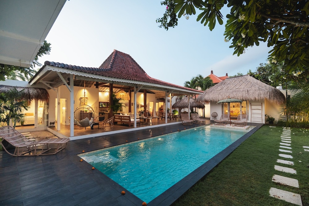 Villa M by Alfred in Bali - Stunning Family Villa With Pool at Seminyak Beach