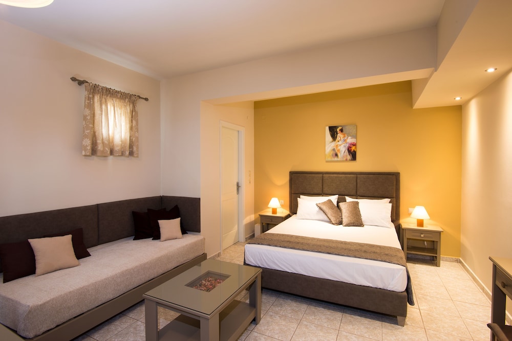 Dina Apartments