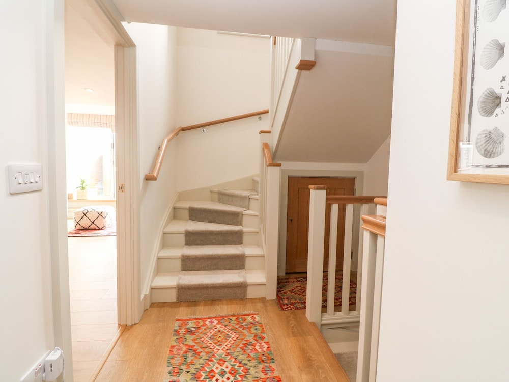 16 Arwenack Street