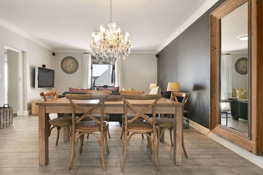 Winelands Golf Lodges at De Zalze