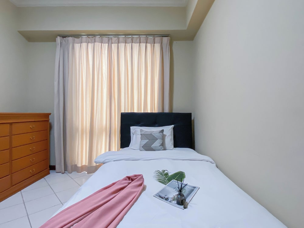Elegant And Homey 3Br Puri Casablanca Apartment