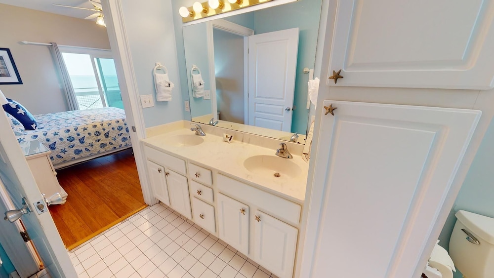 Bay View Villas 3 by Tybee Vacation Rentals