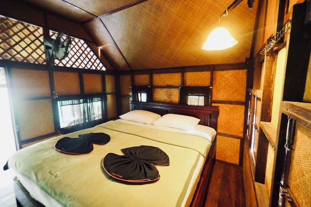 PraiwanRaftHouse