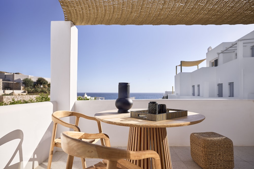 Artemis Seaside Resort