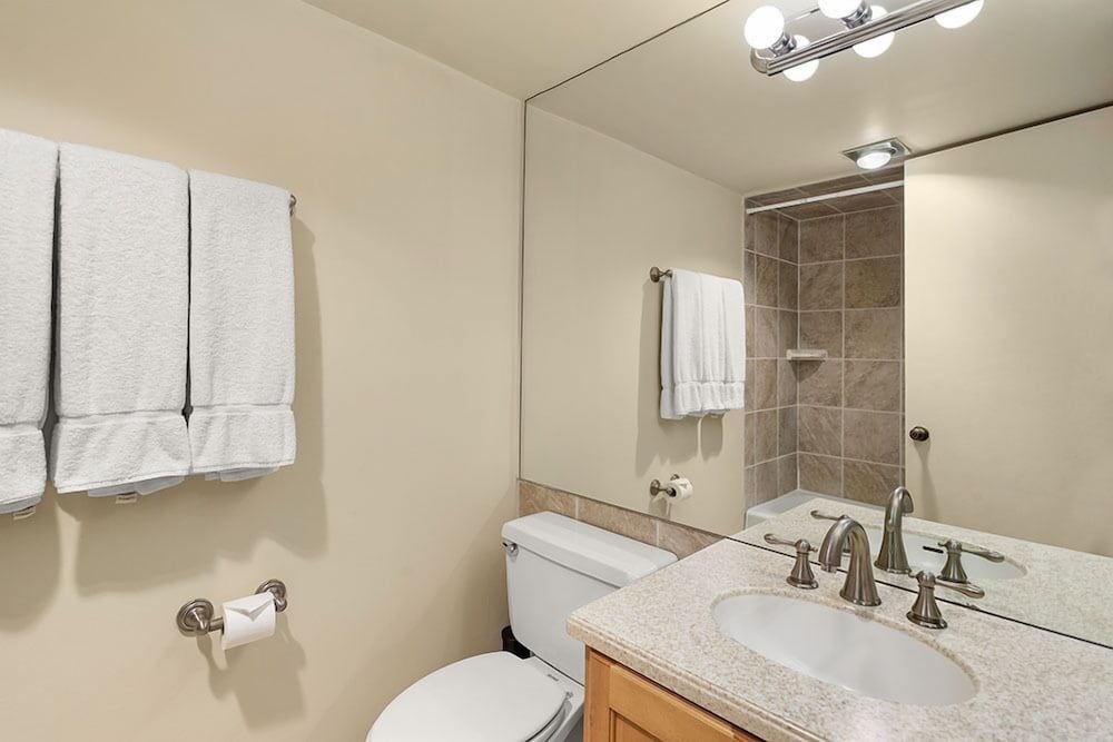 Chateau Eau Claire & Roaring Fork by Frias Properties