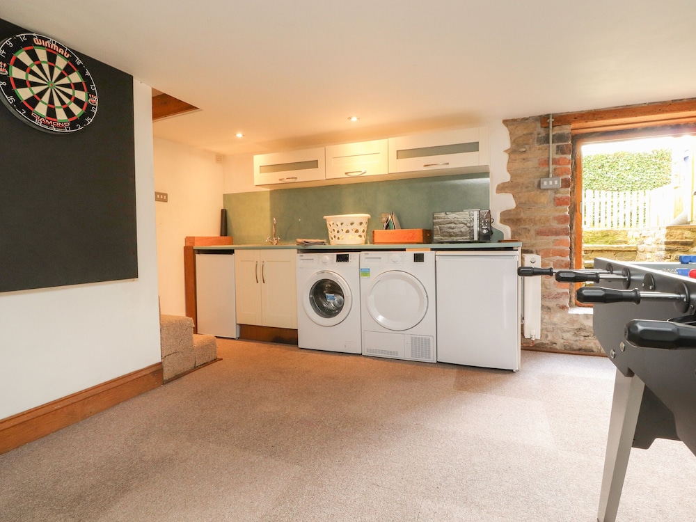 Castlewood Cottage