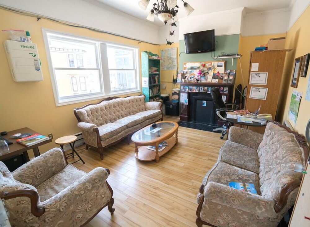 City Hostel-HI-ST.JOHN'S, photo 6