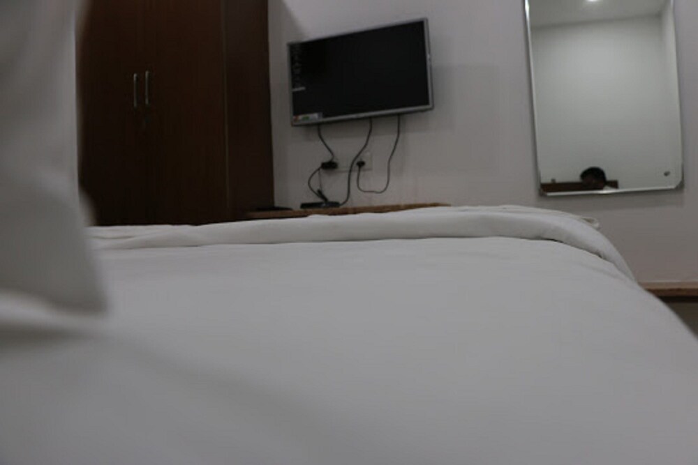 Photo 6