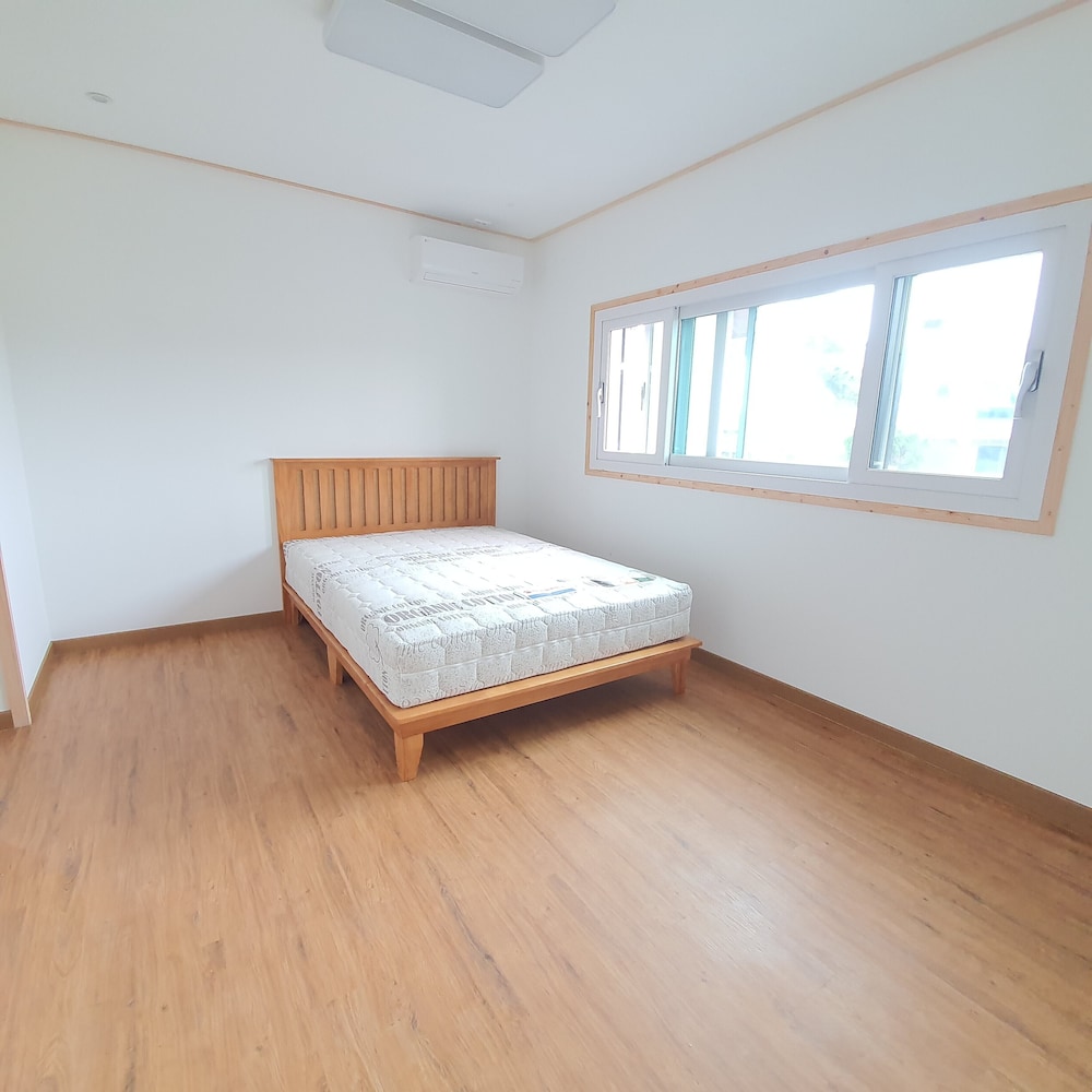 On The Stone Guesthouse 1 - Hostel 35