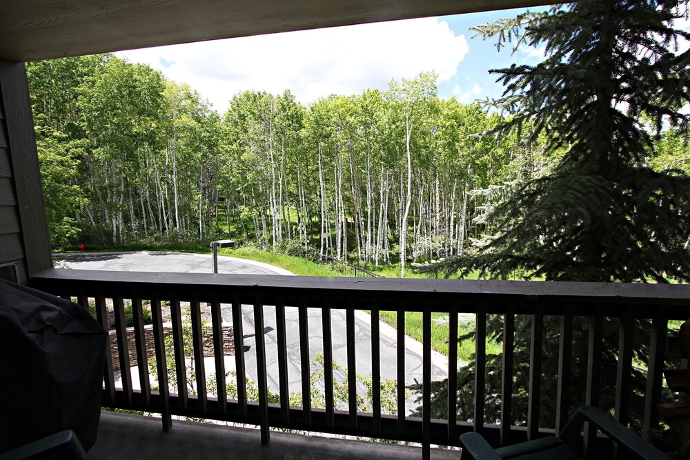 Park City Ski Resort - Snow Flower Vacation Homes