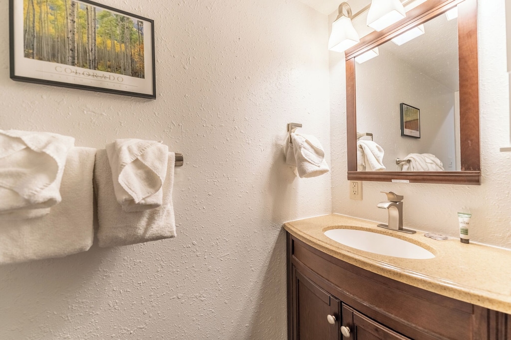 Key Condo #2929