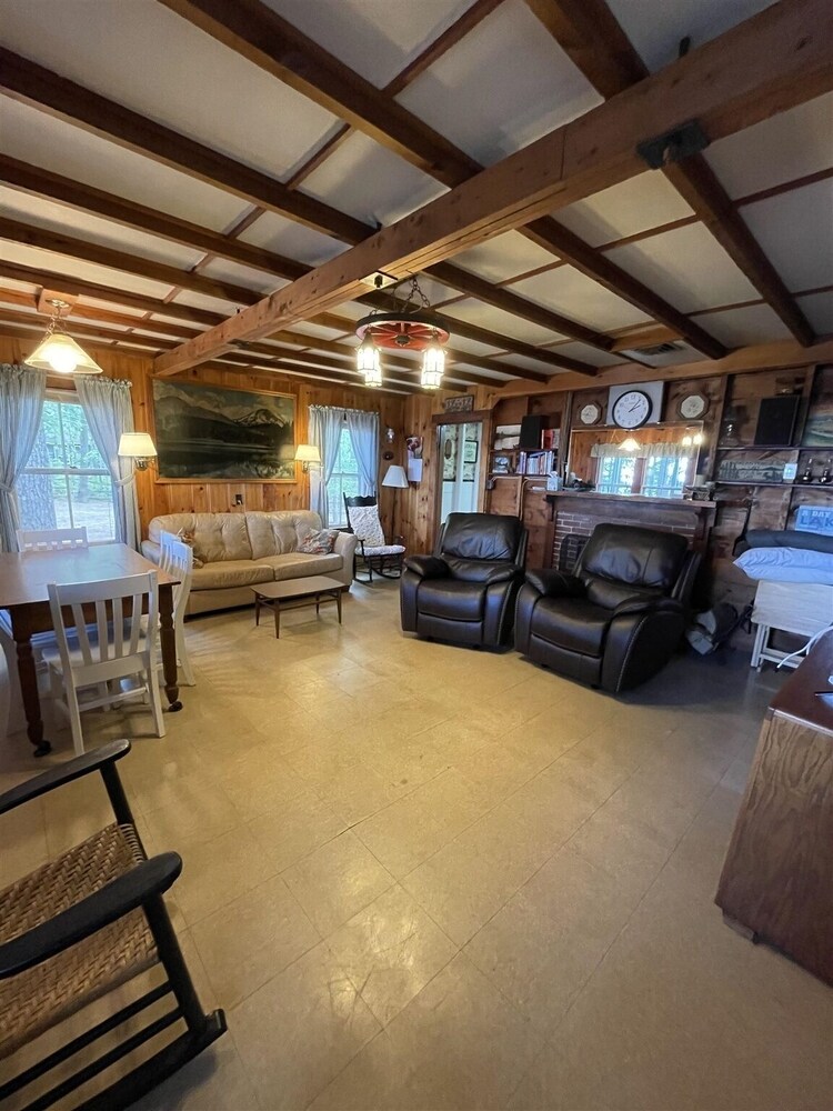 Fletcher Limit 8 4 Bedroom Cottage