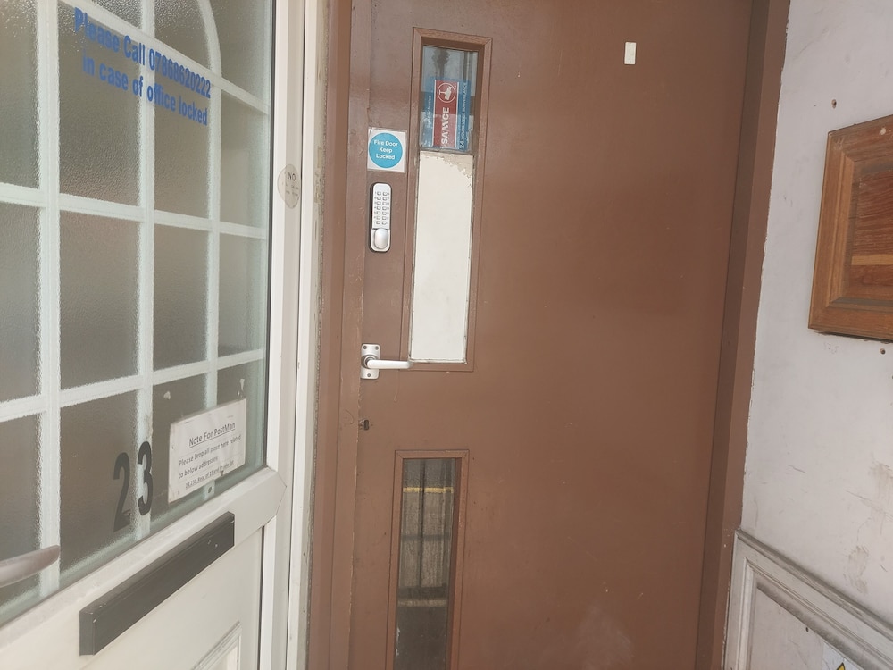 Photo 19