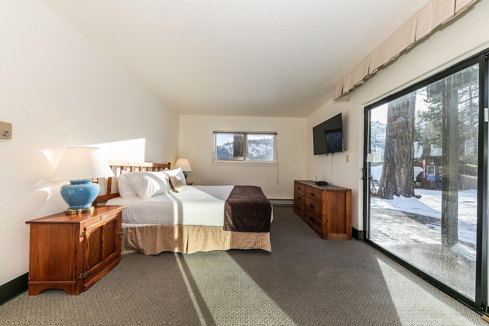 136 Bldg C 1 Bedroom Condo