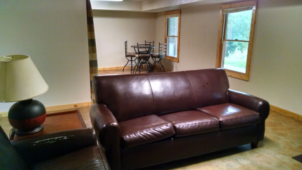 Acorns Resort