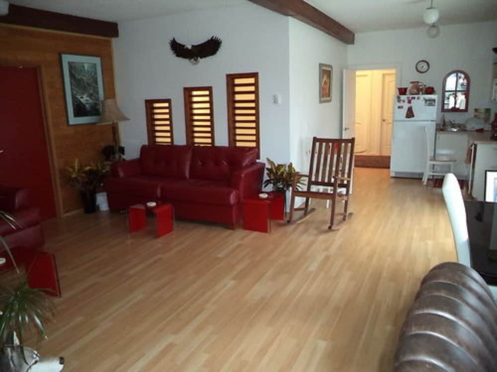 Enchanted Rainforest Guesthouse