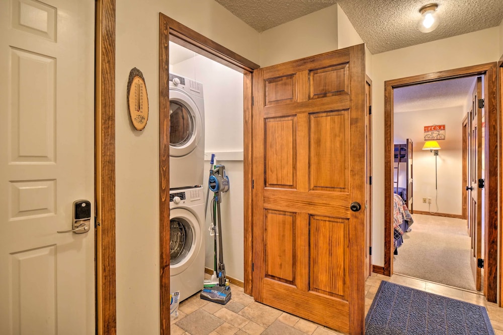 Ski, Hike & Explore: All-season Frisco Condo view 5
